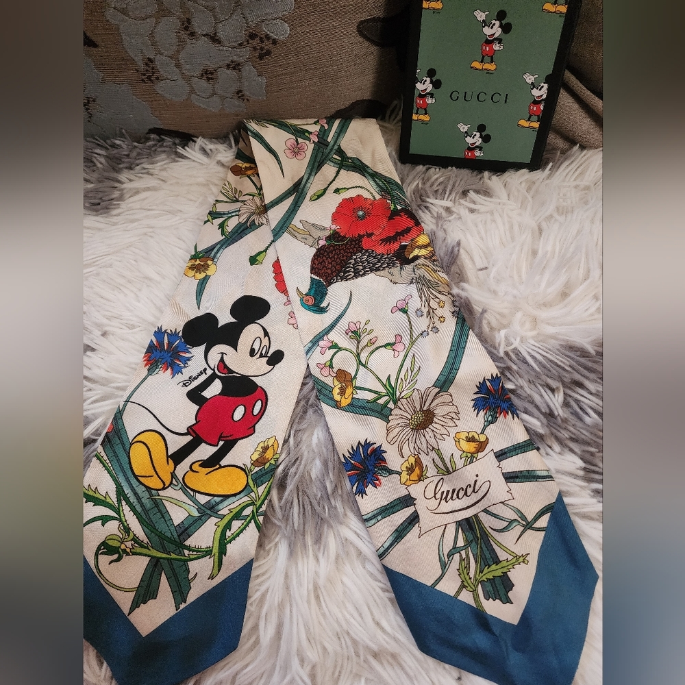 Gucci x Disney Limited edition Mickey Mouse silk twill scarf